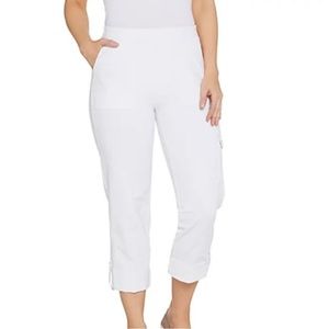SUSAN Graver Premium Stretch Crop Pants - Medium - Never Worn